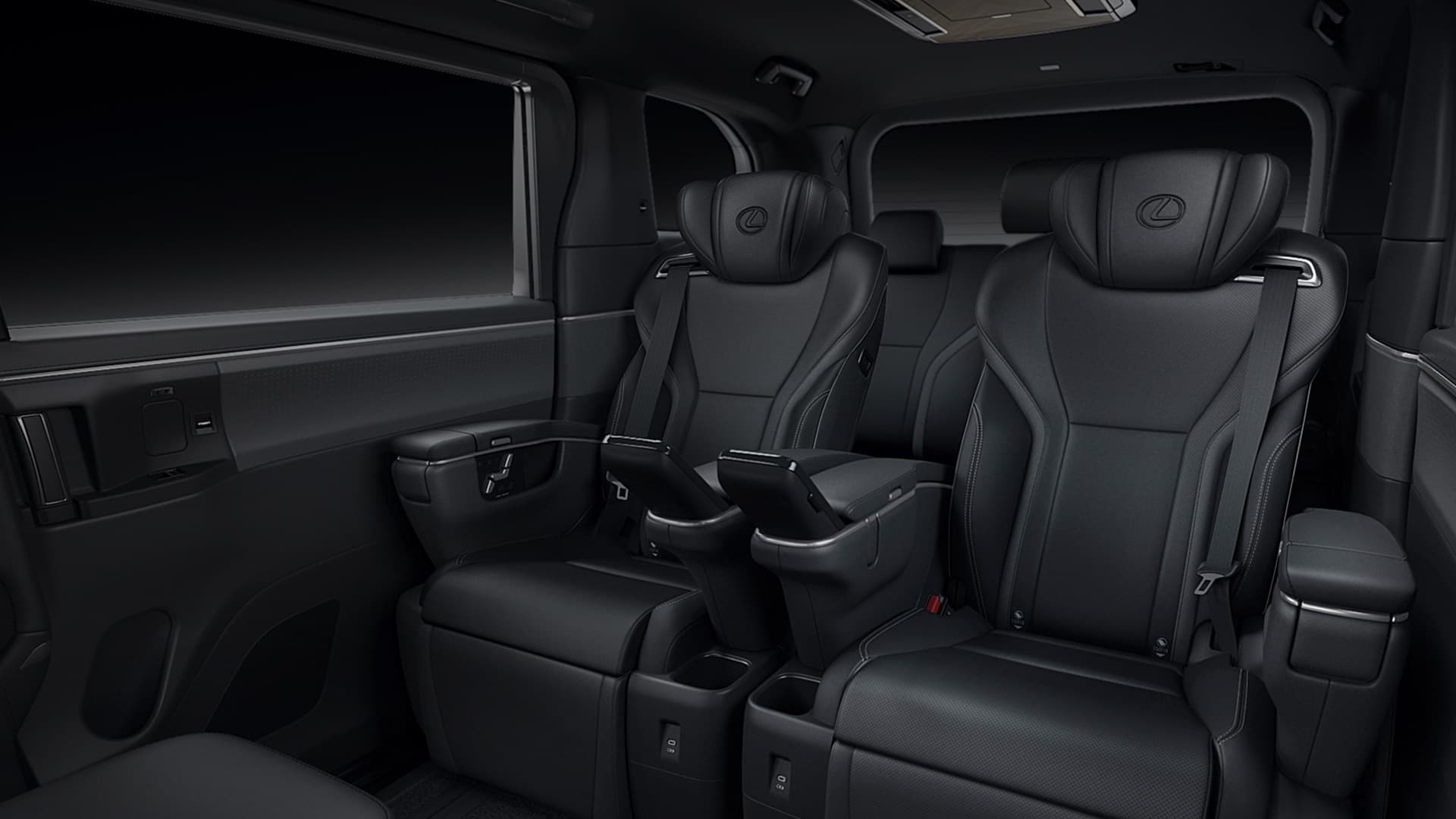 http://Lexus%20LM%20350h%207-Seater%20VIP