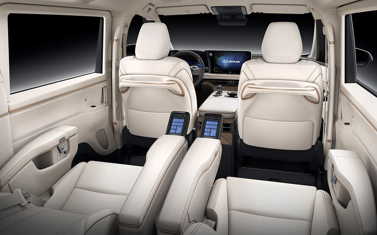 http://Lexus%20LM%20350h%207-seater%20VIP%20Noise%20Reduction%20Technology