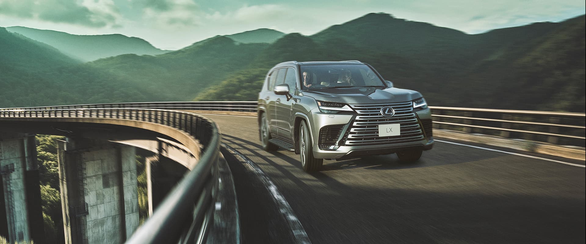 Lexus LX Exterior Gallery Images
