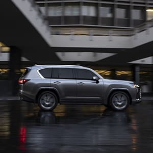 http://Lexus%20LX%20500d%20Exterior%20Gallery%20Thumbnail%20Images