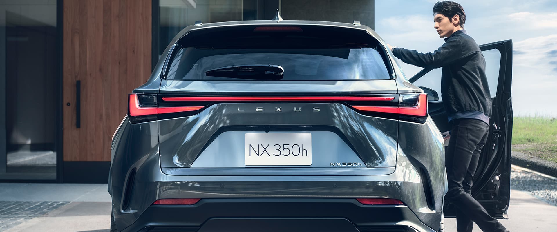 Lexus NX 350h Luxury Exterior Gallery