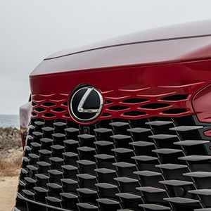 http://Lexus%20RX%20350h%20Luxury%20Exterior%20Gallery%20Thumbnail%20Images