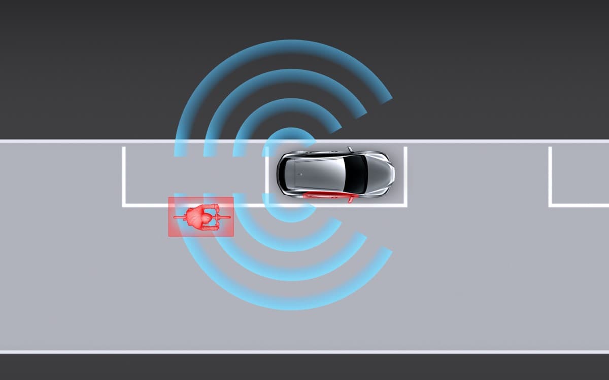 http://Lexus%20RX%20500h%20F%20Sport%20Safe%20Exit%20Assist