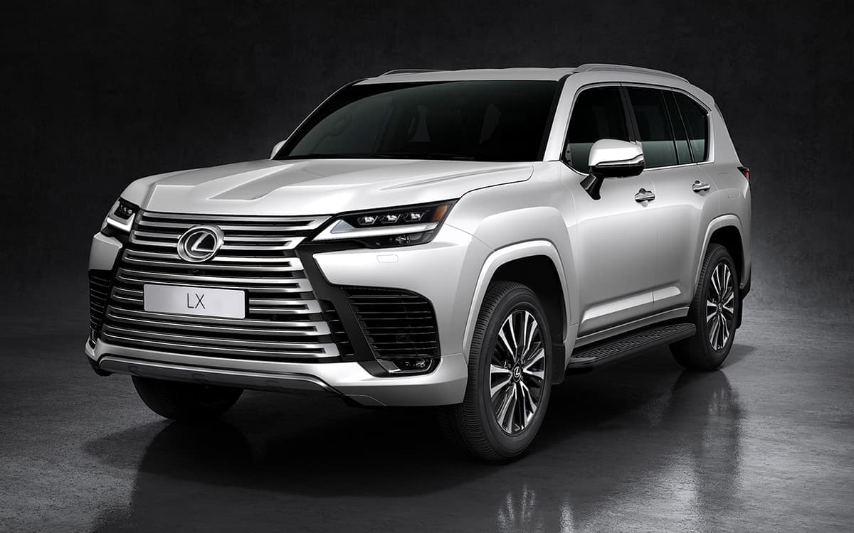 http://Lexus%20LX%20500d%20Striking%20Looks
